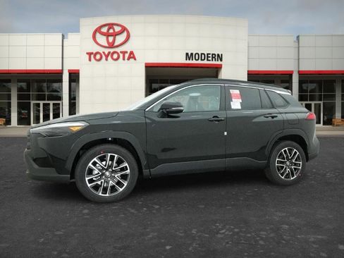 New 2026 Toyota Corolla Cross XLE image 19