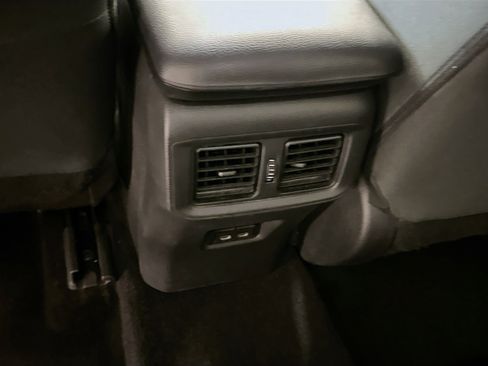 Used 2024 Toyota RAV4 XLE image 28