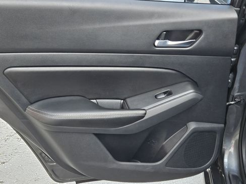 Used 2022 Nissan Altima 2.5 SV FWD image 22