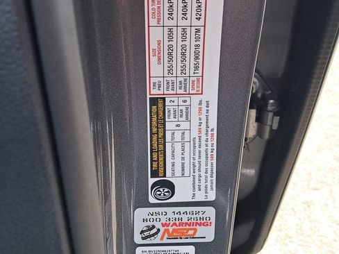 New 2026 Nissan Pathfinder Platinum w/ Lighting Package image 32