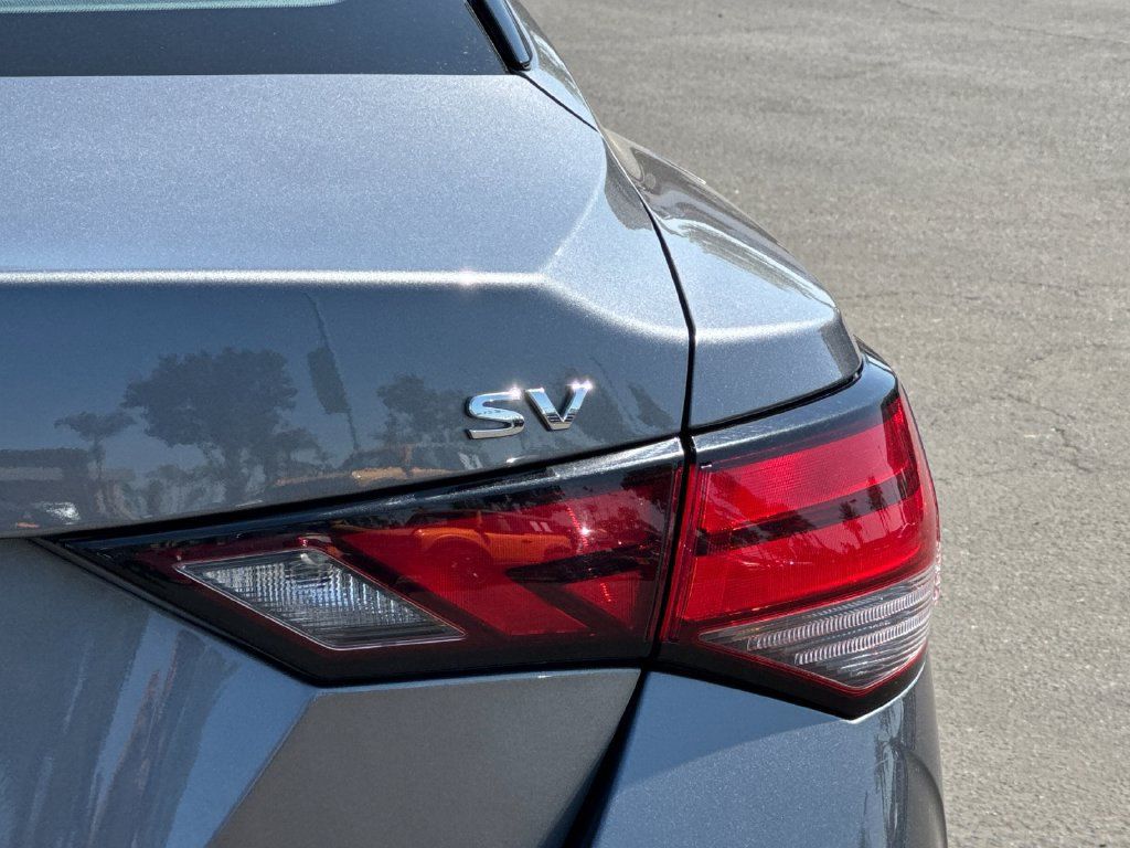 Used 2024 Nissan Sentra SV FWD image 24