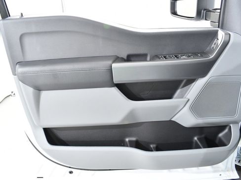 New 2026 Ford F350 XLT image 24