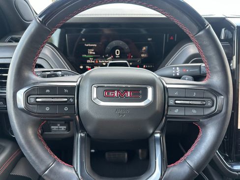 Used 2025 GMC Yukon AT4 Ultimate w/ LPO, Floor Liner Package AWD/4WD image 29