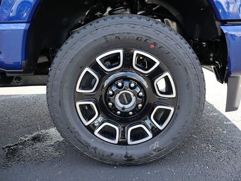 New 2026 Ford F350 Platinum w/ FX4 Off-Road Package AWD/4WD image 14