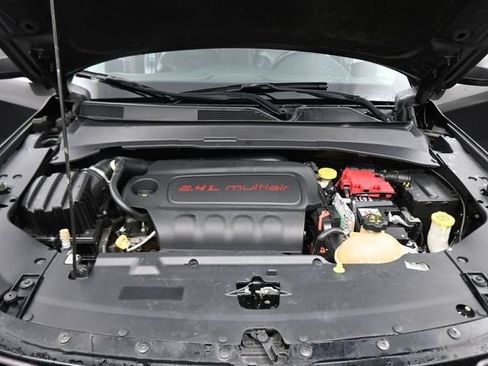 Used 2019 Jeep Compass Trailhawk AWD/4WD image 12