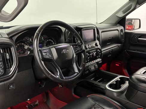 Used 2020 Chevrolet Silverado 1500 RST AWD/4WD image 11