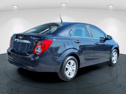 Used 2014 Chevrolet Sonic LT FWD image 3