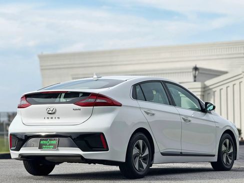 Used 2018 Hyundai Ioniq SEL w/ SEL Tech Package 02 FWD image 12