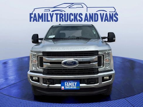 Used 2019 Ford F250 XLT w/ XLT Value Package image 8