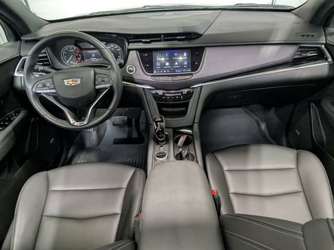 Used 2024 Cadillac XT6 Luxury w/ LPO, Floor Liner Package AWD/4WD image 13