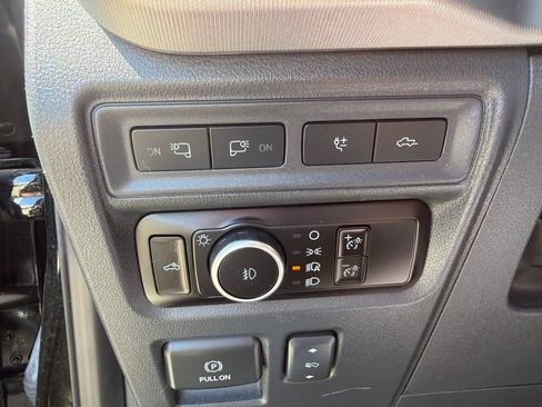 Used 2023 Ford F150 Raptor w/ Raptor Carbon Fiber Package AWD/4WD image 7