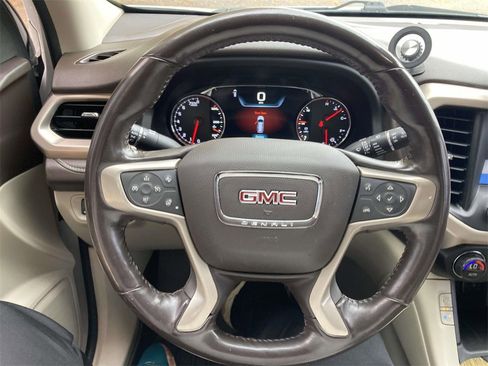 Used 2018 GMC Acadia Denali w/ Technology Package image 21