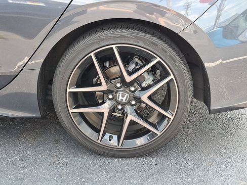 Certified 2023 Honda Civic Sport Touring image 8