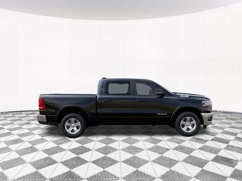 New 2026 RAM 1500 4x4 Crew Cab image 29
