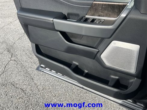 Certified 2022 Ford F150 Lariat w/ Equipment Group 502A High image 21