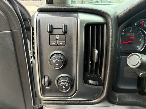 Used 2017 Chevrolet Silverado 1500 LT w/ All Star Edition AWD/4WD image 23