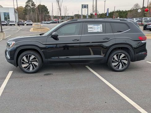 New 2026 Volkswagen Atlas SE FWD image 7