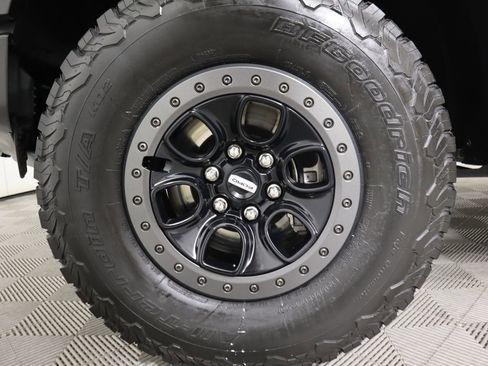 Used 2023 Ford F150 Raptor w/ Raptor Carbon Fiber Package image 33