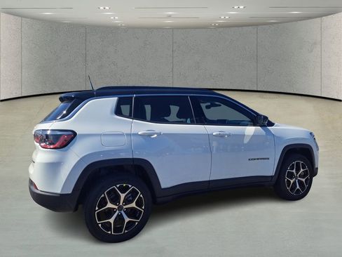 New 2026 Jeep Compass Limited image 4