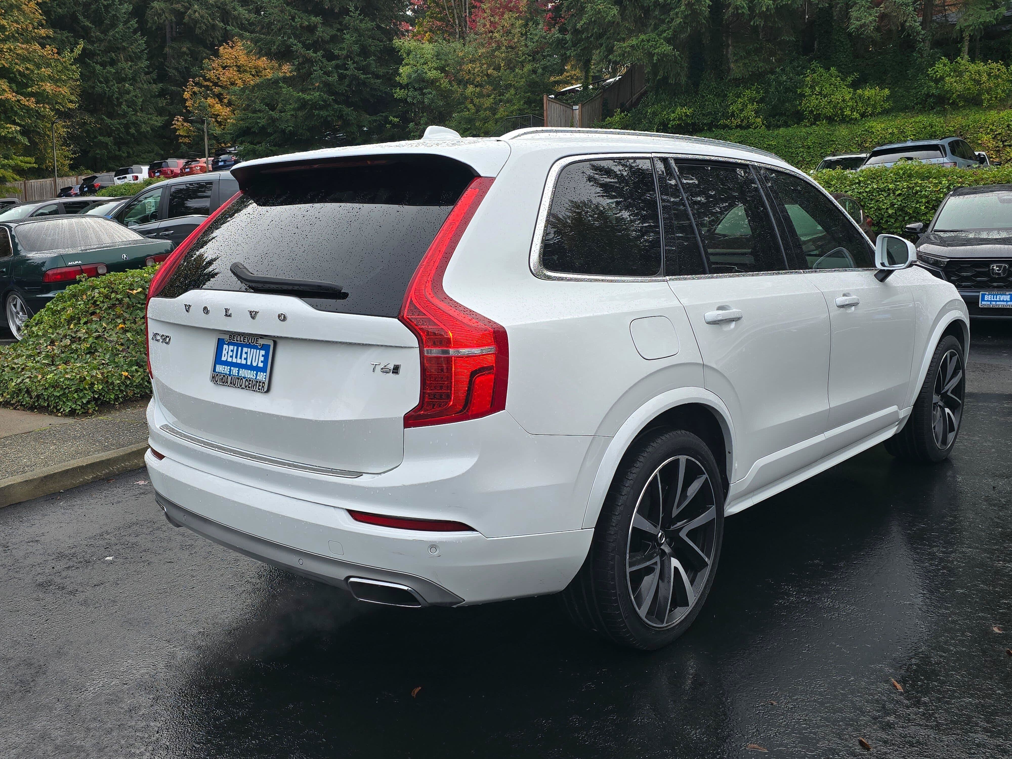 Used 2020 Volvo XC90 T6 Momentum w/ Protection Package Premier AWD/4WD image 7