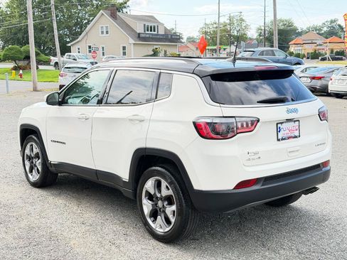 Used 2018 Jeep Compass Limited AWD/4WD image 6