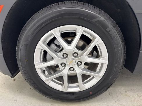 Used 2024 Chevrolet Equinox LT image 36
