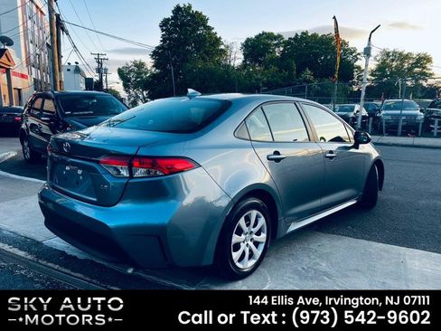 Used 2024 Toyota Corolla LE FWD image 6