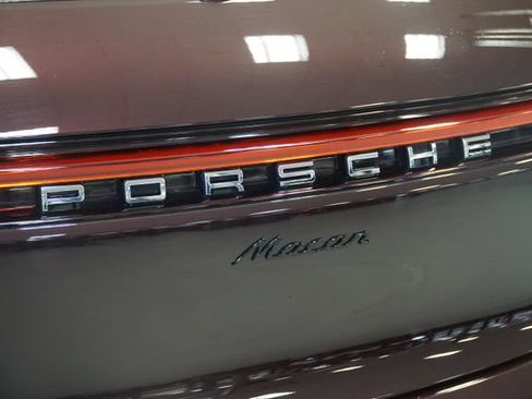 Certified 2026 Porsche Macan Turbo AWD/4WD image 8
