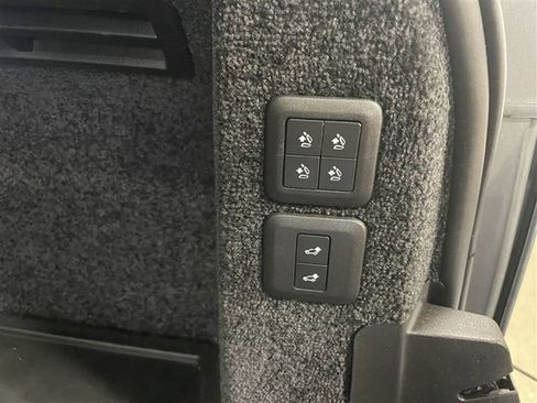 Used 2018 Land Rover Range Rover Supercharged image 37