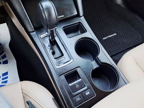 Used 2019 Subaru Outback 2.5i Limited image 24