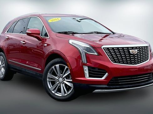 Used 2024 Cadillac XT5 Premium Luxury image 1