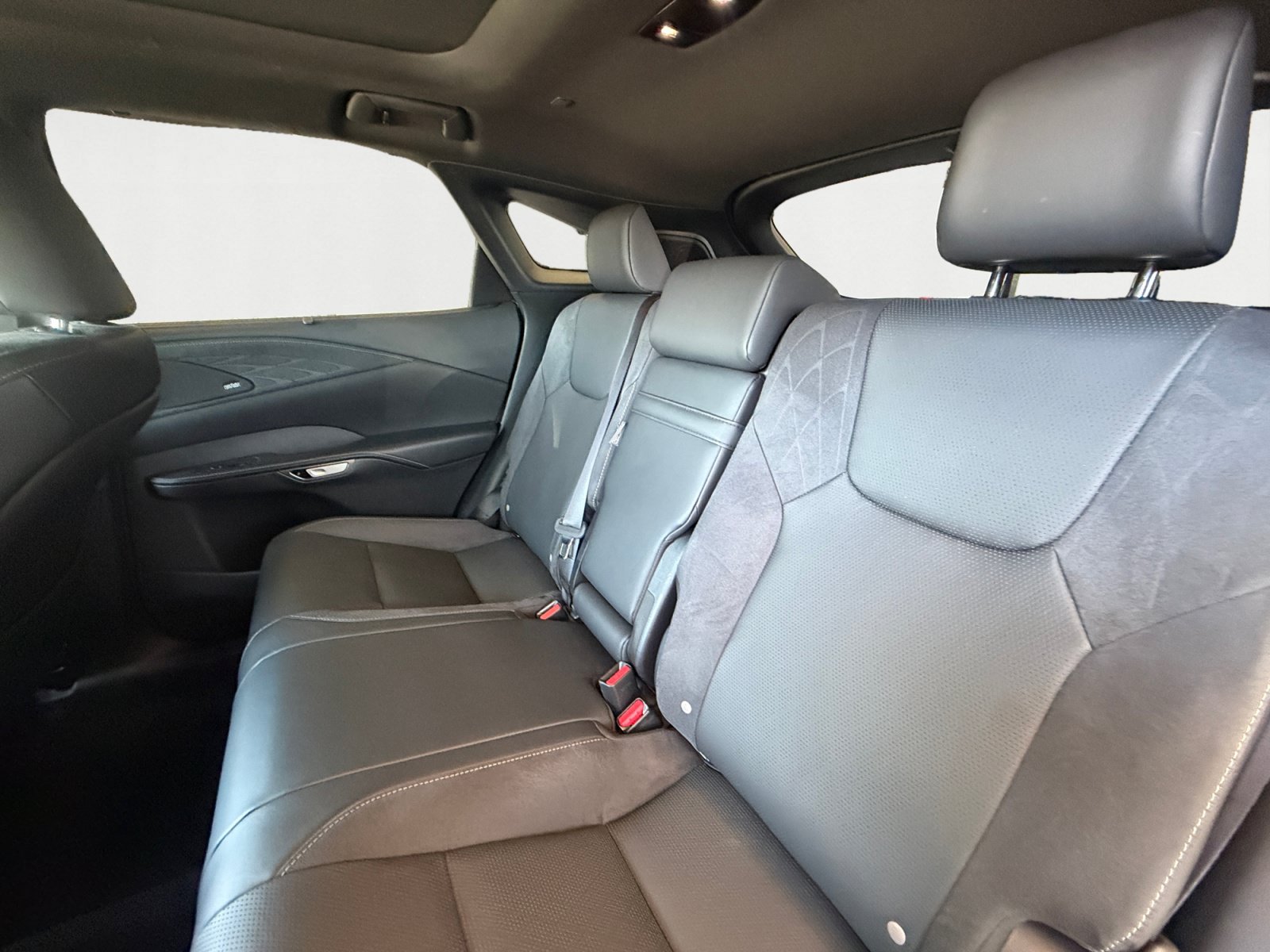 Used 2024 Lexus RX 350 AWD w/ Convenience Package image 13