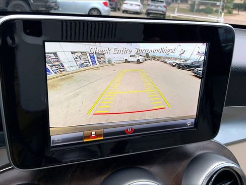 Used 2019 Mercedes-Benz GLC 350e 4MATIC w/ Premium Package image 26