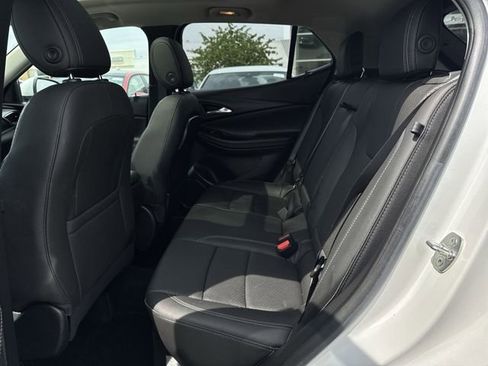 Used 2022 Buick Encore GX Essence w/ Experience Buick Package AWD/4WD image 25