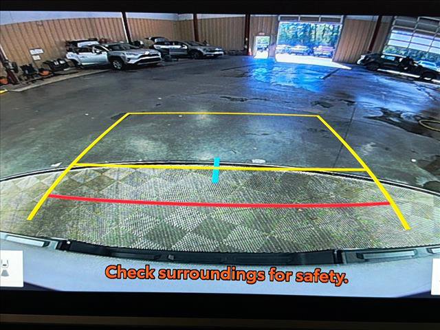 Used 2025 Toyota Tundra SR5 w/ SR5 Premium Package AWD/4WD image 29