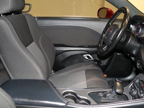 Used 2023 Dodge Challenger SXT RWD image 78