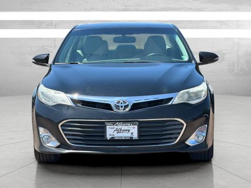 Used 2013 Toyota Avalon XLE Touring FWD image 3