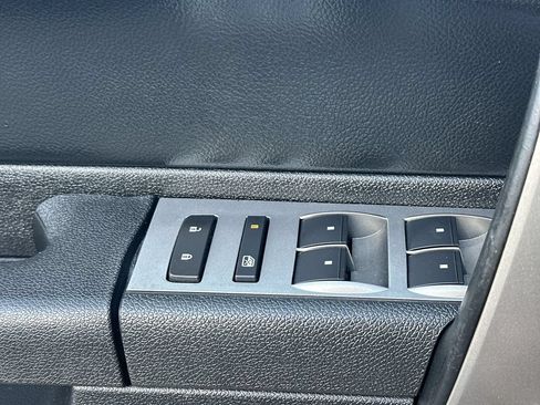 Used 2014 Chevrolet Silverado 2500 LT AWD/4WD image 28