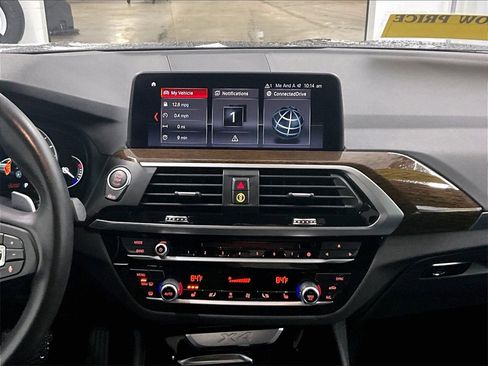 Used 2019 BMW X4 xDrive30i w/ Driving Assistance Package image 18