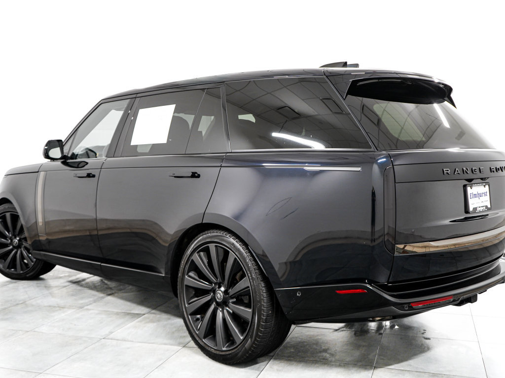 Used 2024 Land Rover Range Rover SV AWD/4WD image 5
