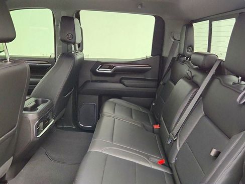 Used 2024 GMC Sierra 1500 SLT AWD/4WD image 19