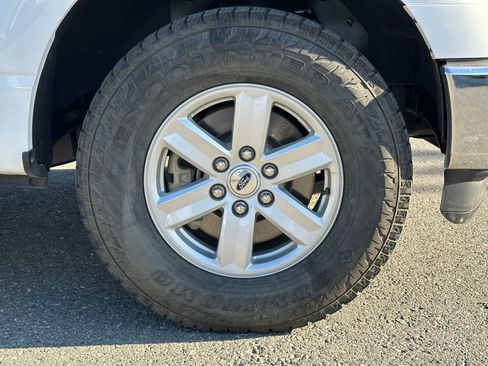 Used 2023 Ford F150 XLT w/ Trailer Tow Package image 9