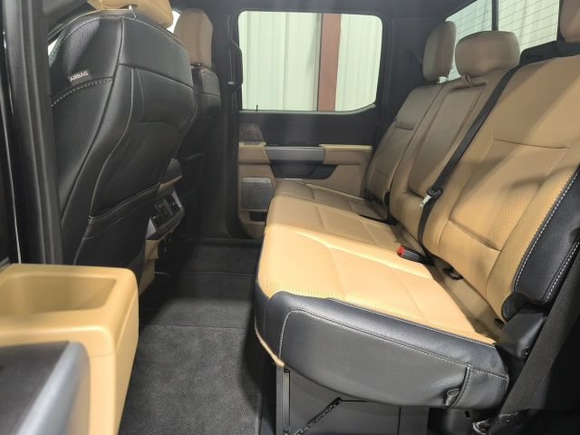 Used 2023 Ford F350 Lariat w/ Lariat Ultimate Package AWD/4WD image 16