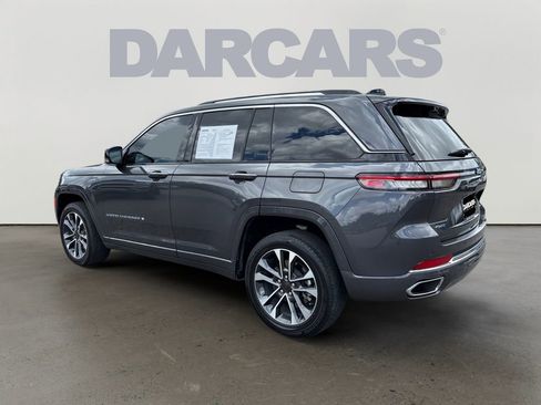 Used 2022 Jeep Grand Cherokee Overland w/ Advanced Protech Group III AWD/4WD image 5