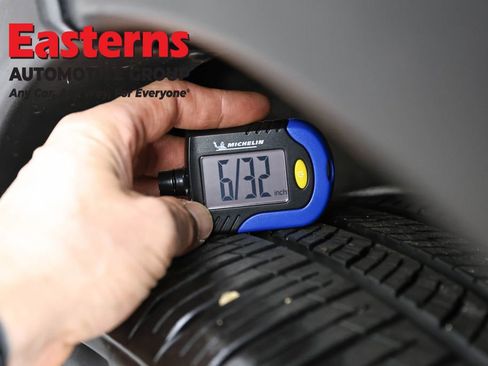 Used 2023 Nissan Pathfinder SL w/ SL Premium Package image 31