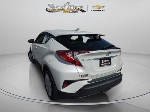 Used 2021 Toyota C-HR Limited FWD image 6
