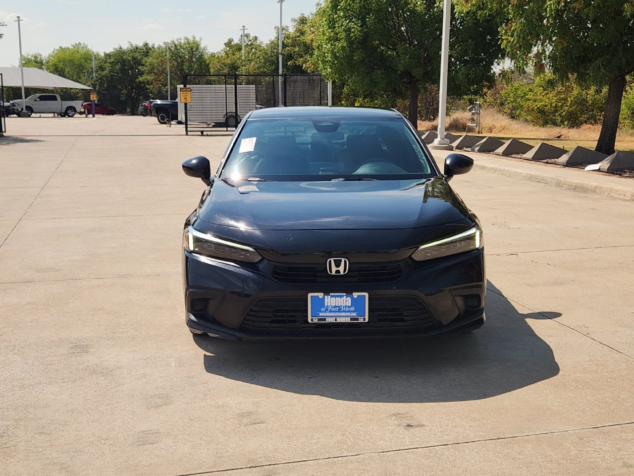 Used 2023 Honda Civic Sport image 2