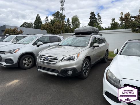 Used 2017 Subaru Outback 2.5i Limited AWD/4WD image 1