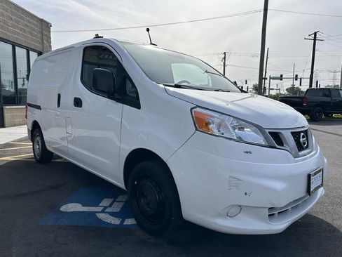 Used 2020 Nissan NV200 S image 3