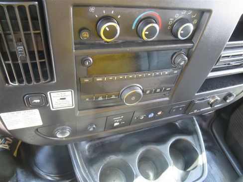 Used 2021 GMC Savana 3500 Extended w/ Power Convenience Package image 23